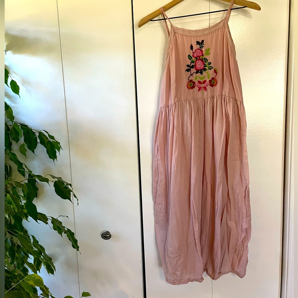 Beautiful Large Sundress. Embroidered details, Soft purple/grey color.